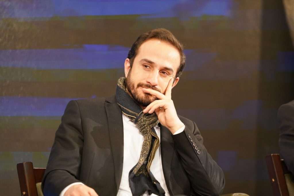 صادق الحسینی در رمزآتی