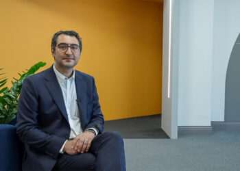 هوش مصنوعی و رمزارزها؛ فرصت‌های طلایی یا چالش‌های توسعه اقتصادی؟