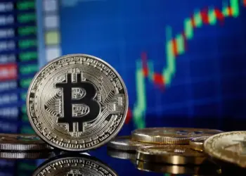 بیت‌کوین بار دیگر به ۸۶ هزار دلار نزدیک شد