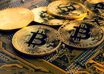 نوسان شدید بیت‌کوین بر اثر اخبار جعلی در مورد تعرفه‌ها