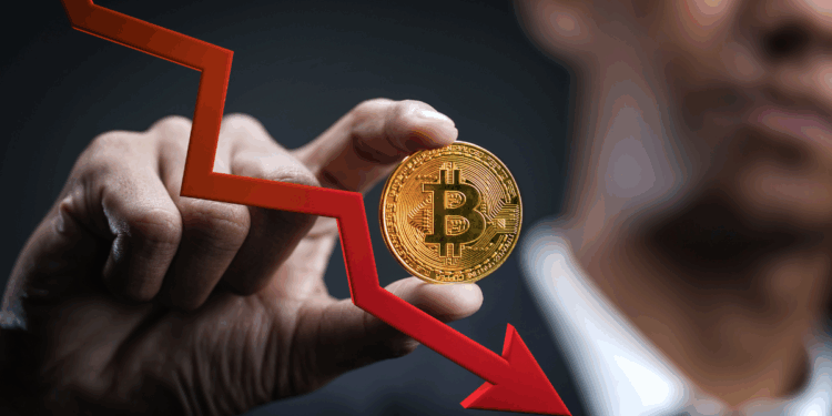 بیت‌کوین در مسیر بازگشت به زیر ۱۰۰ هزار دلار؟