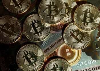 بیت‌کوین در آستانه ۱۰۰ هزار دلاری شدن