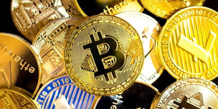 Bitcoin Could Go ‘Bananas’ If Price Closes Above This Level, Top Analyst Says