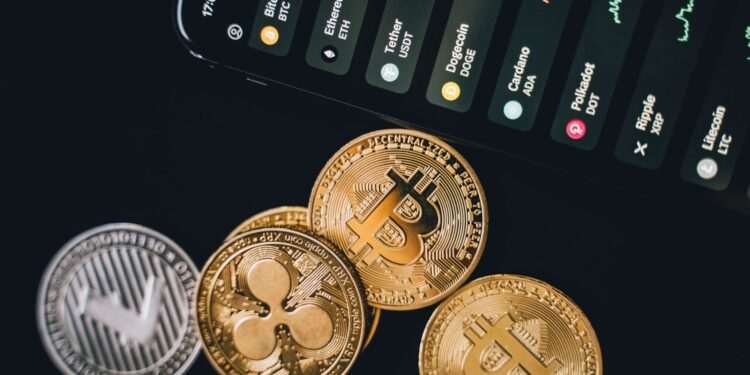 قیمت بیت کوین، اتریوم و سایر رمزارزها امروز ۸ تیر ۱۴۰۴