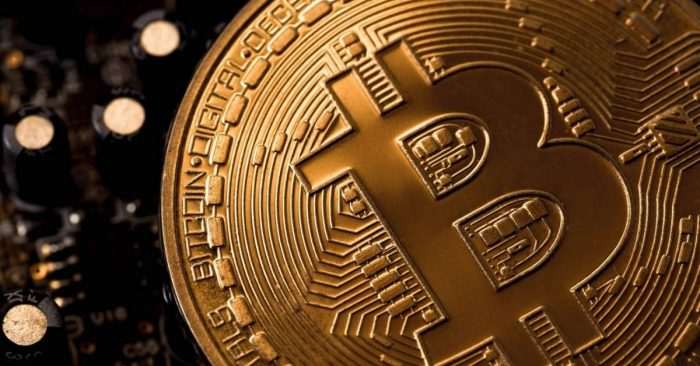 بیت کوین در اوج قدرت؛ بازار در لبه تردید