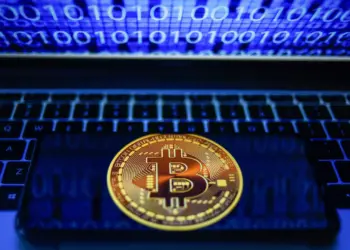 توقیف ۲.۴ میلیون دلار بیت‌کوین توسط FBI برای تقویت ذخیره آمریکا