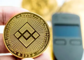 اصلاح قیمت BNB پس از جهش قوی؛ حمایت ۸۰۰ دلار حیاتی است