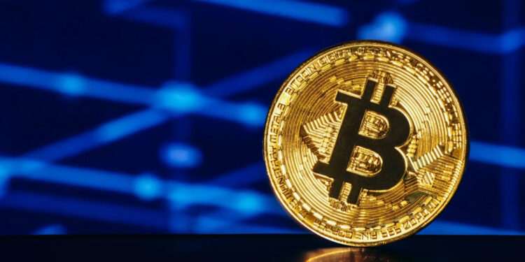 آرتور هیز: احتمال اصلاح بیت‌کوین تا ۱۰۰ هزار دلار وجود دارد