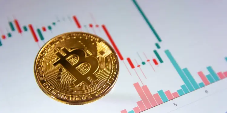پیش‌بینی تضعیف دلار و رشد بلندمدت بیت‌کوین